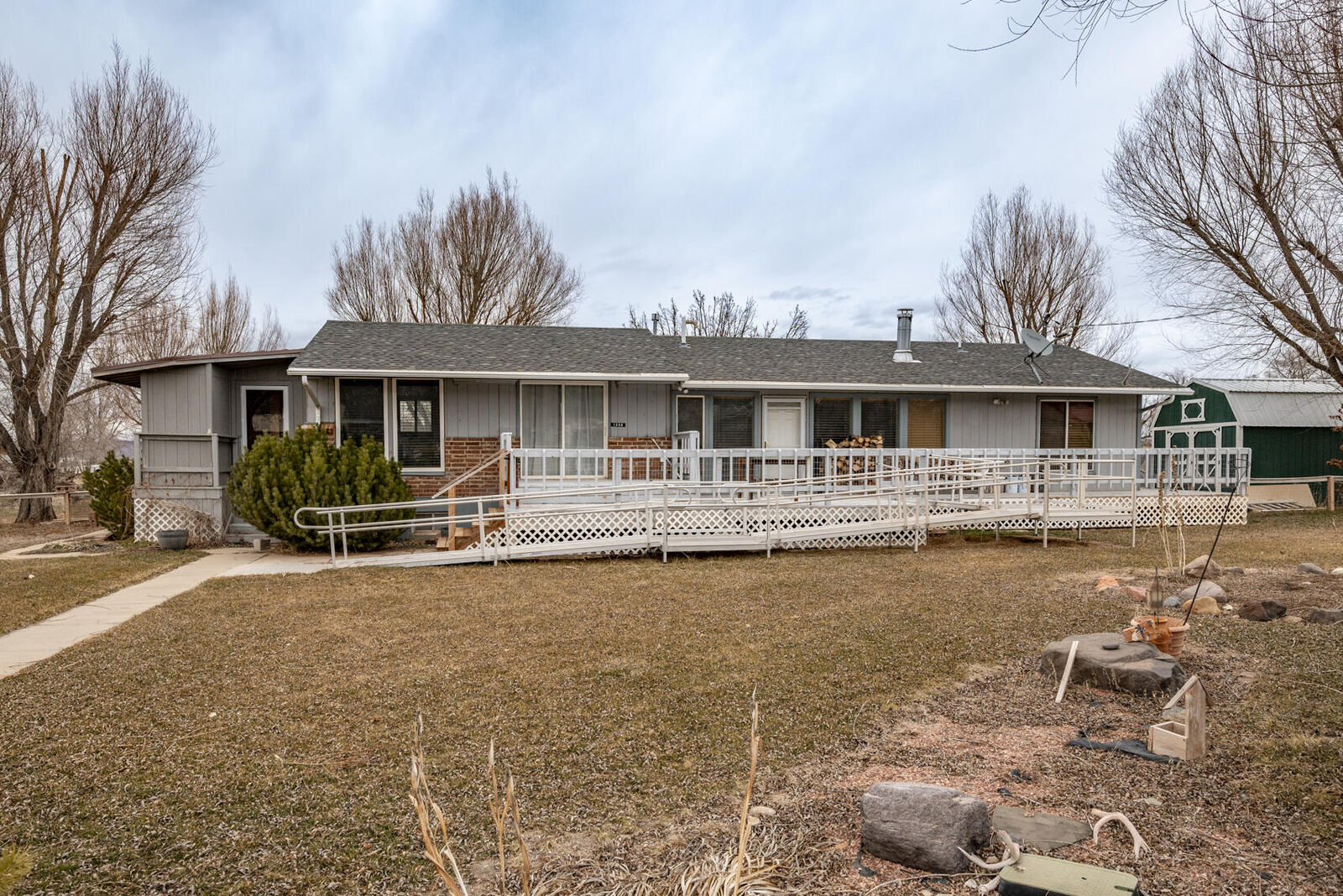 Property Photo:  1268 W 200 N  UT 84761