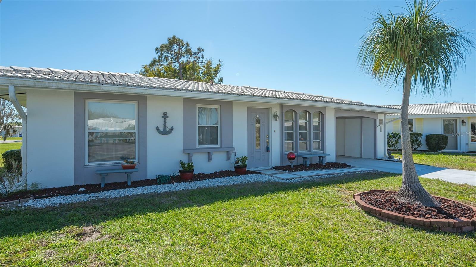 Property Photo:  513 Circlewood Drive Q-15  FL 34293 