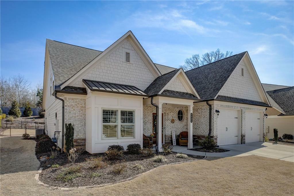 Property Photo:  2085 Nestledown Drive  GA 30040 