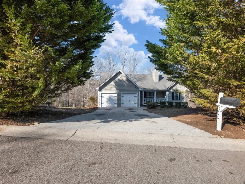Property Photo: 3379 Royal Oaks Drive GA 30506
