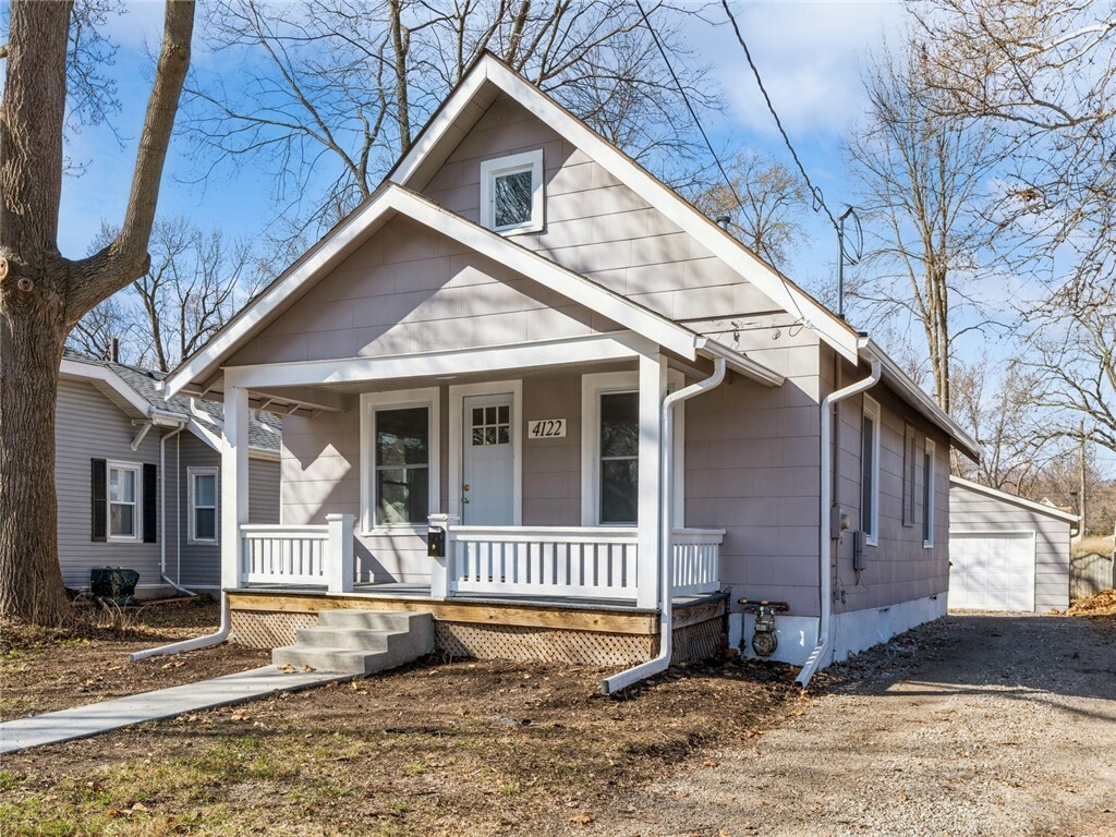 Property Photo:  4122 4th Street  IA 50313 