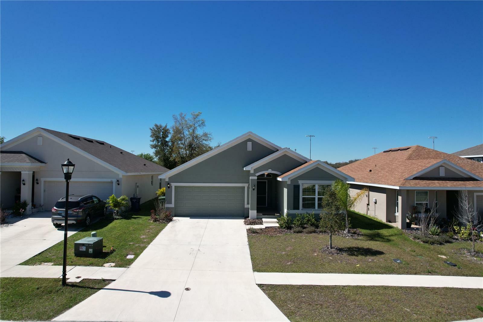 Property Photo:  136 Krenson Bay Loop  FL 33881 