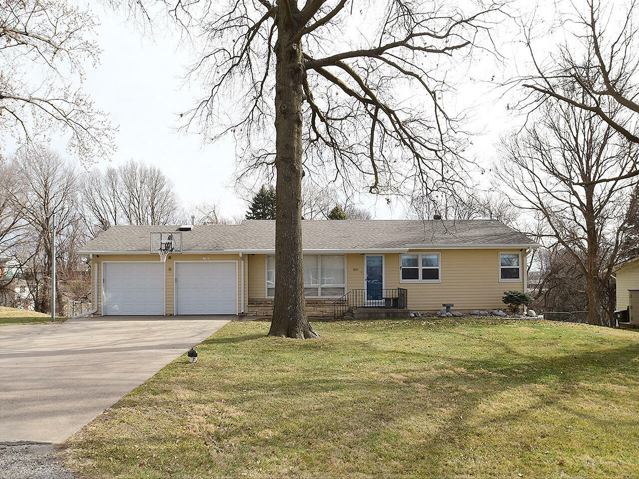 Property Photo:  15257 Pinecrest Drive  IA 51503 