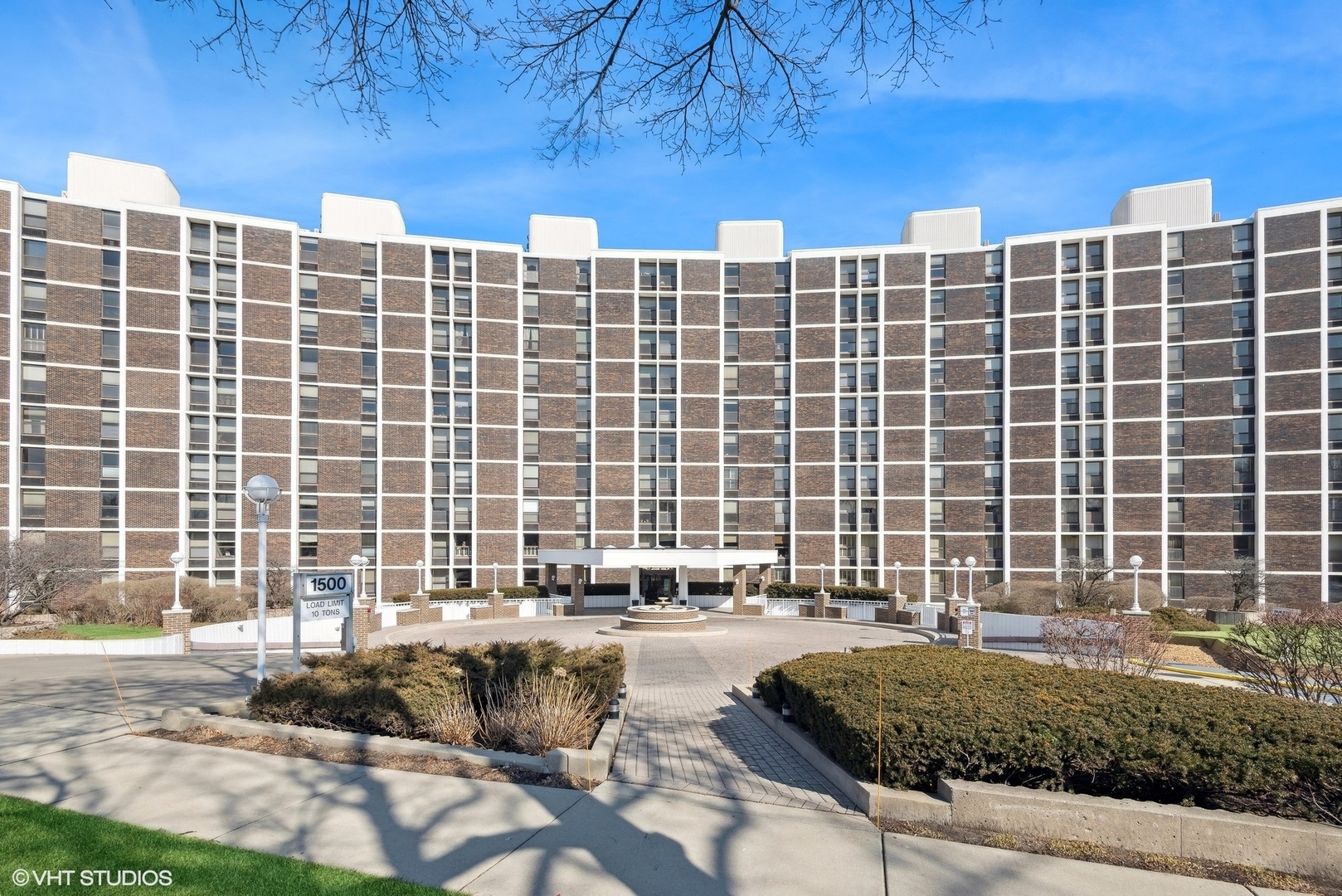 Property Photo:  1500 Sheridan Road 6F  IL 60091 