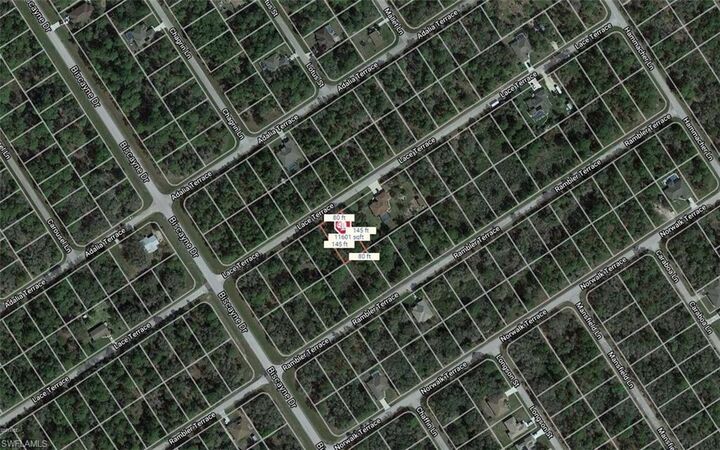 Property Photo: 1320 Lace Ter FL 33953