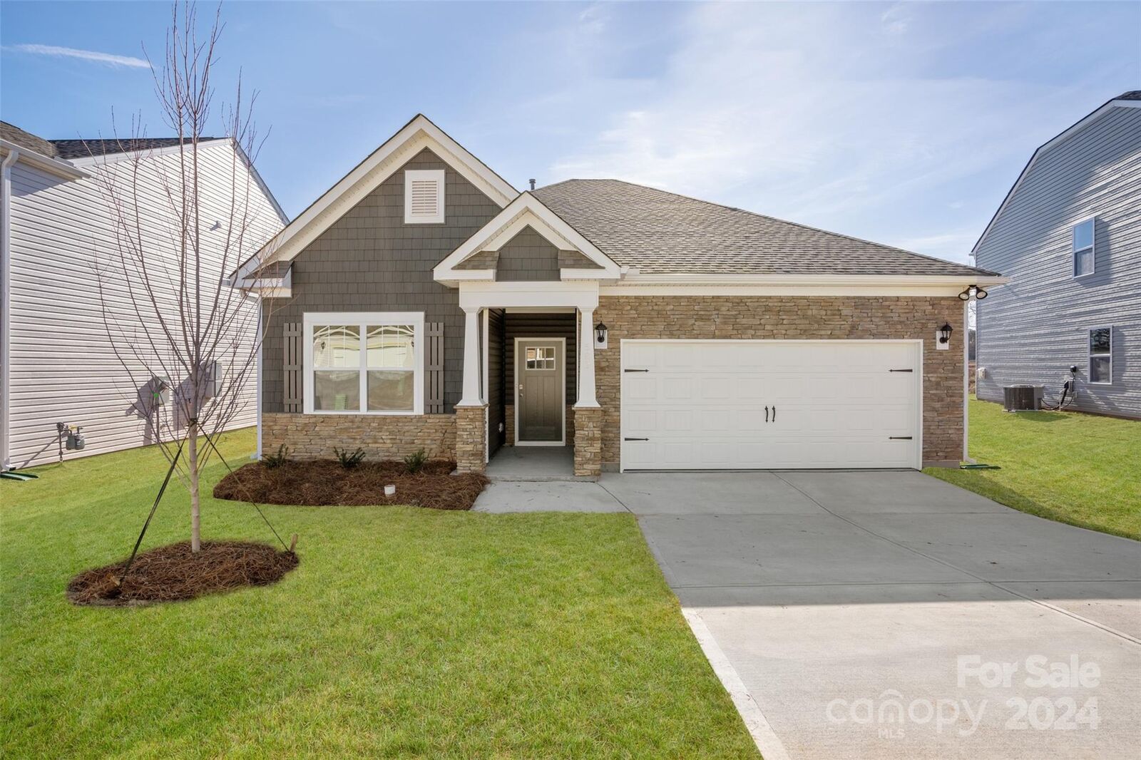 Property Photo: 32 Farmwood Trail NC 28786