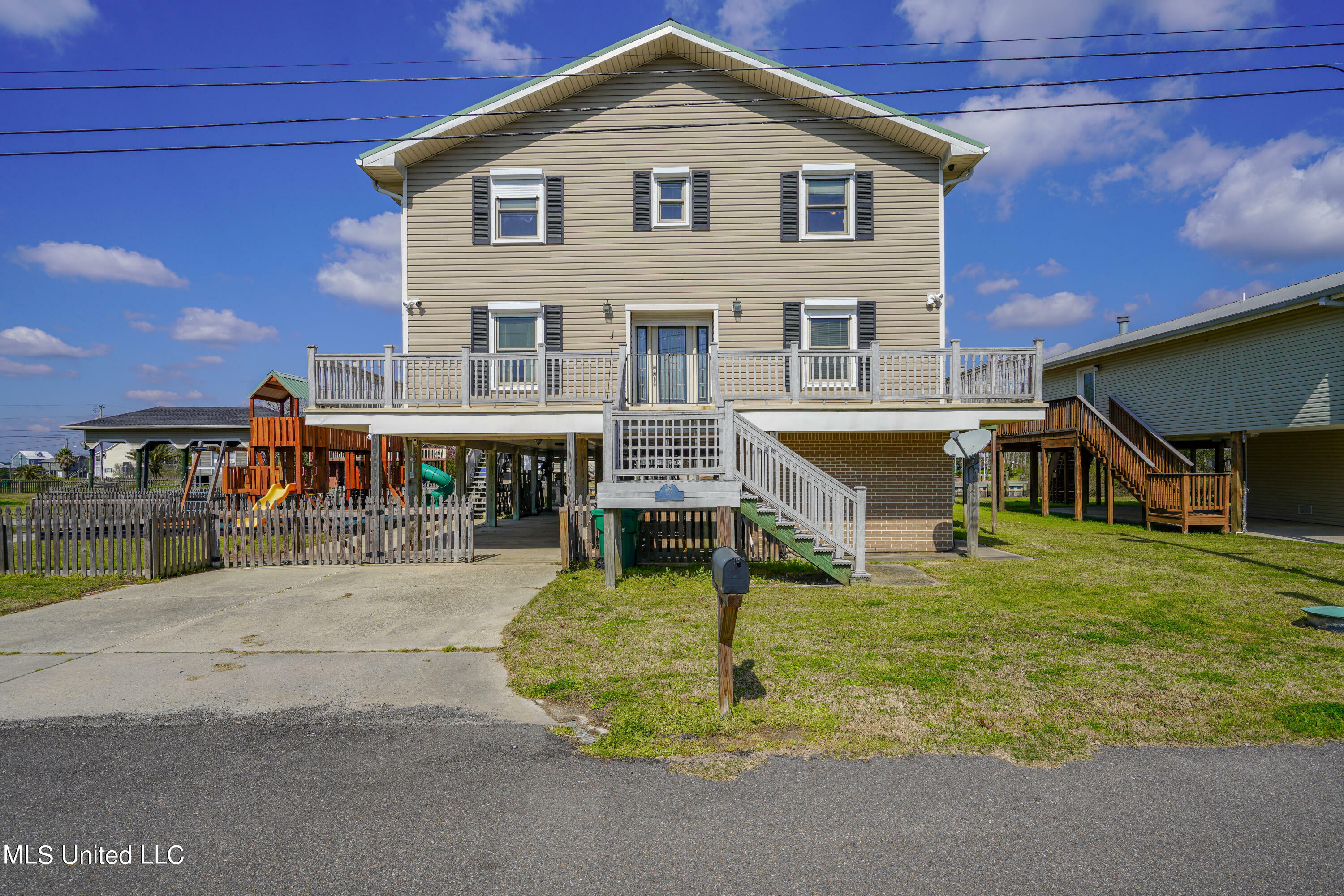 Property Photo:  119 Skyline Drive  MS 39520 