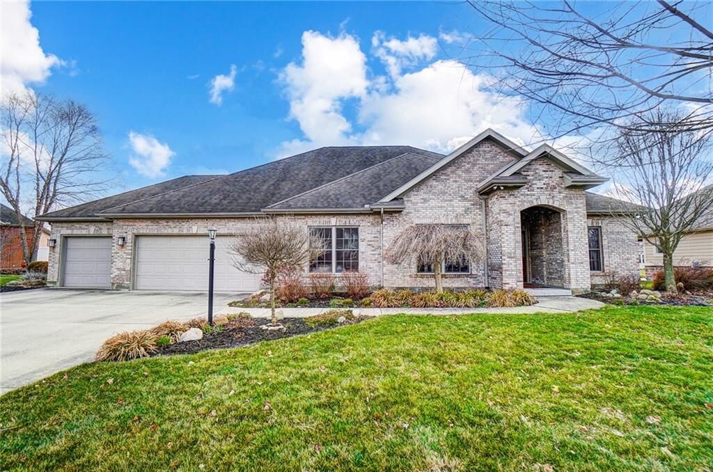 Property Photo: 105 Sande Court OH 45377