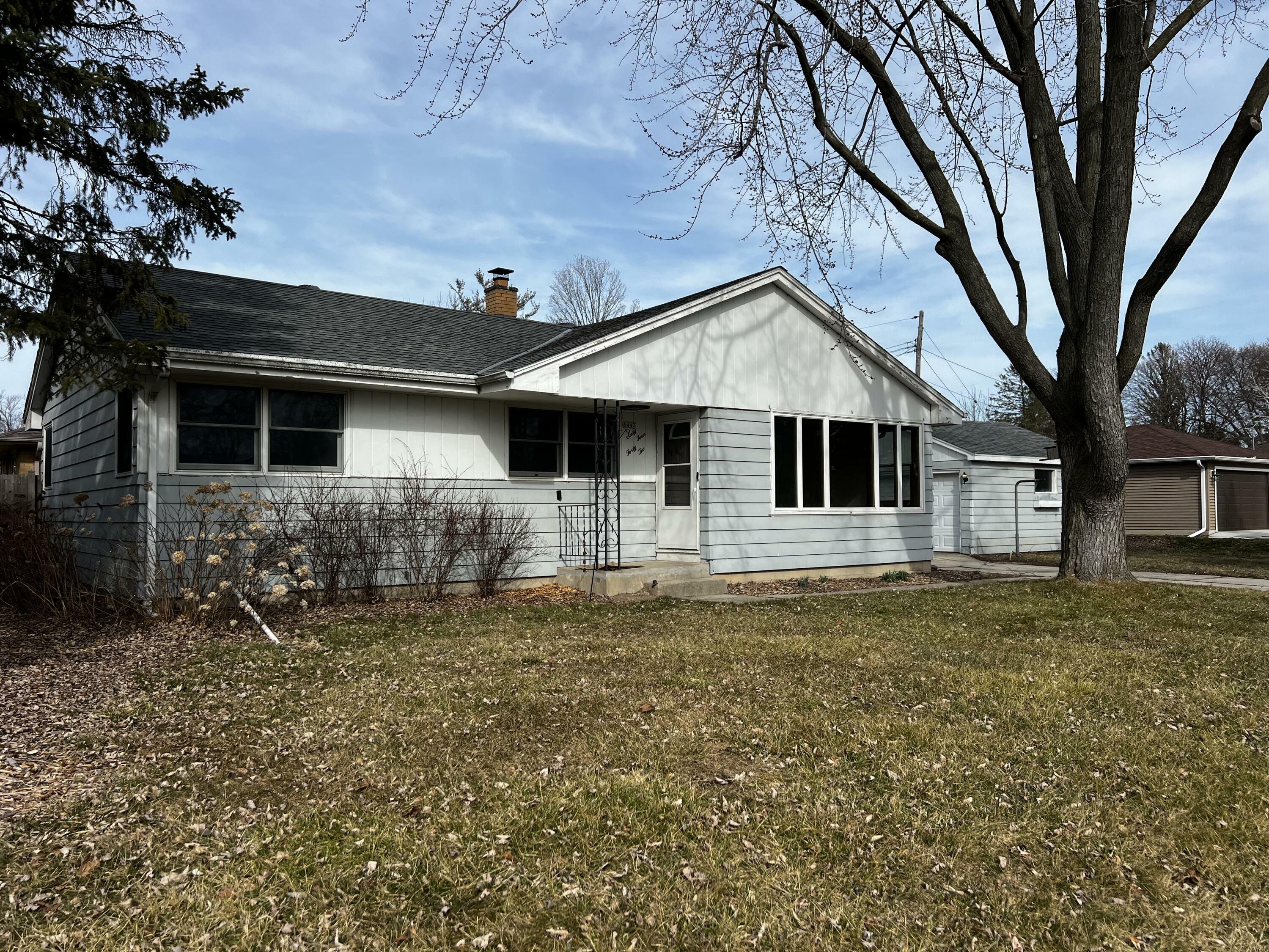 Property Photo:  6442 W Goodrich Ln  WI 53223 