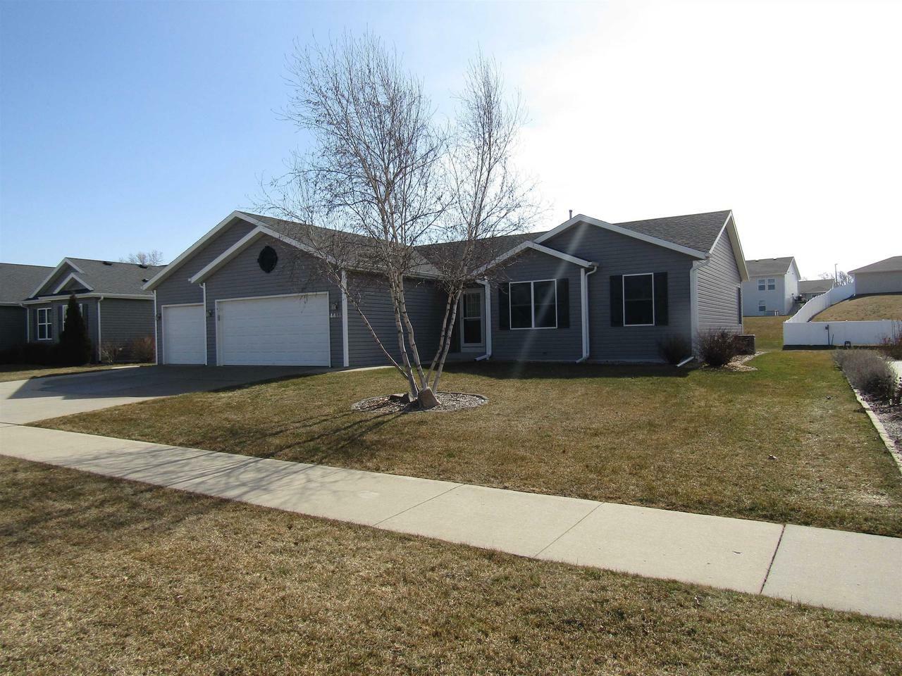 Property Photo:  4418 Sandstone Drive  WI 53546 