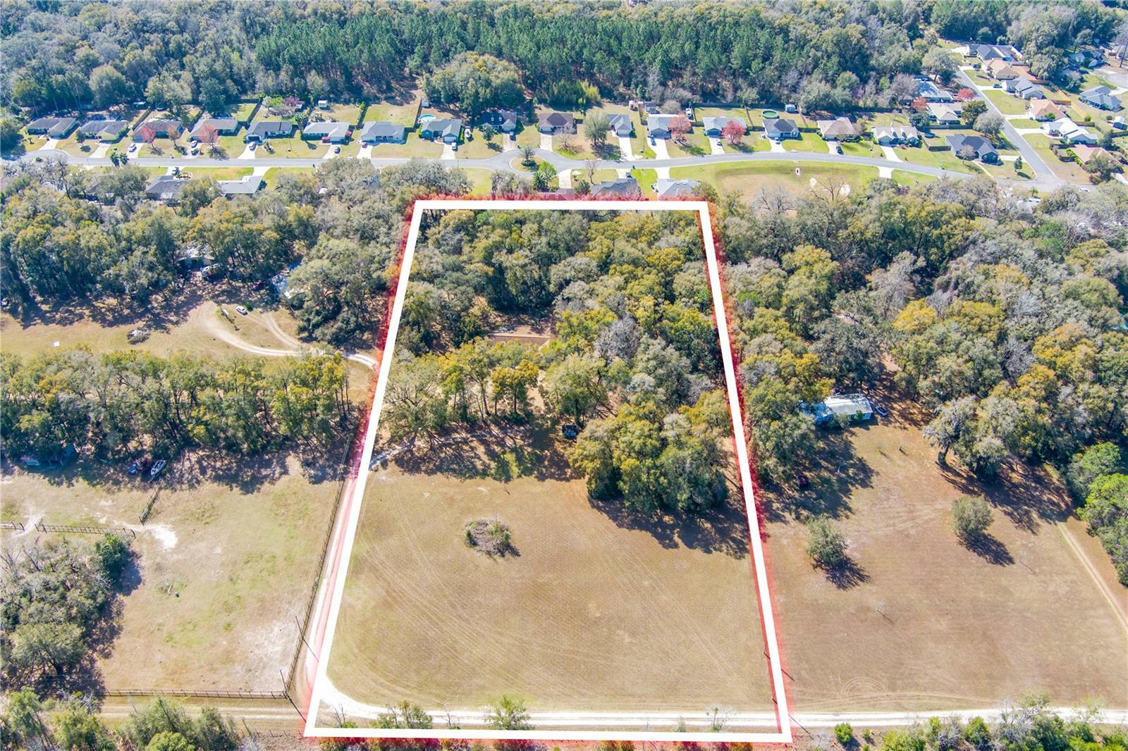 Property Photo: 23613 NW 6th Lane FL 32669