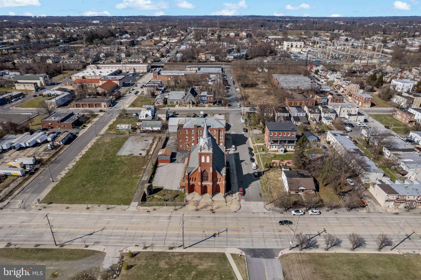 Property Photo: 1408 W 2nd Street PA 19013