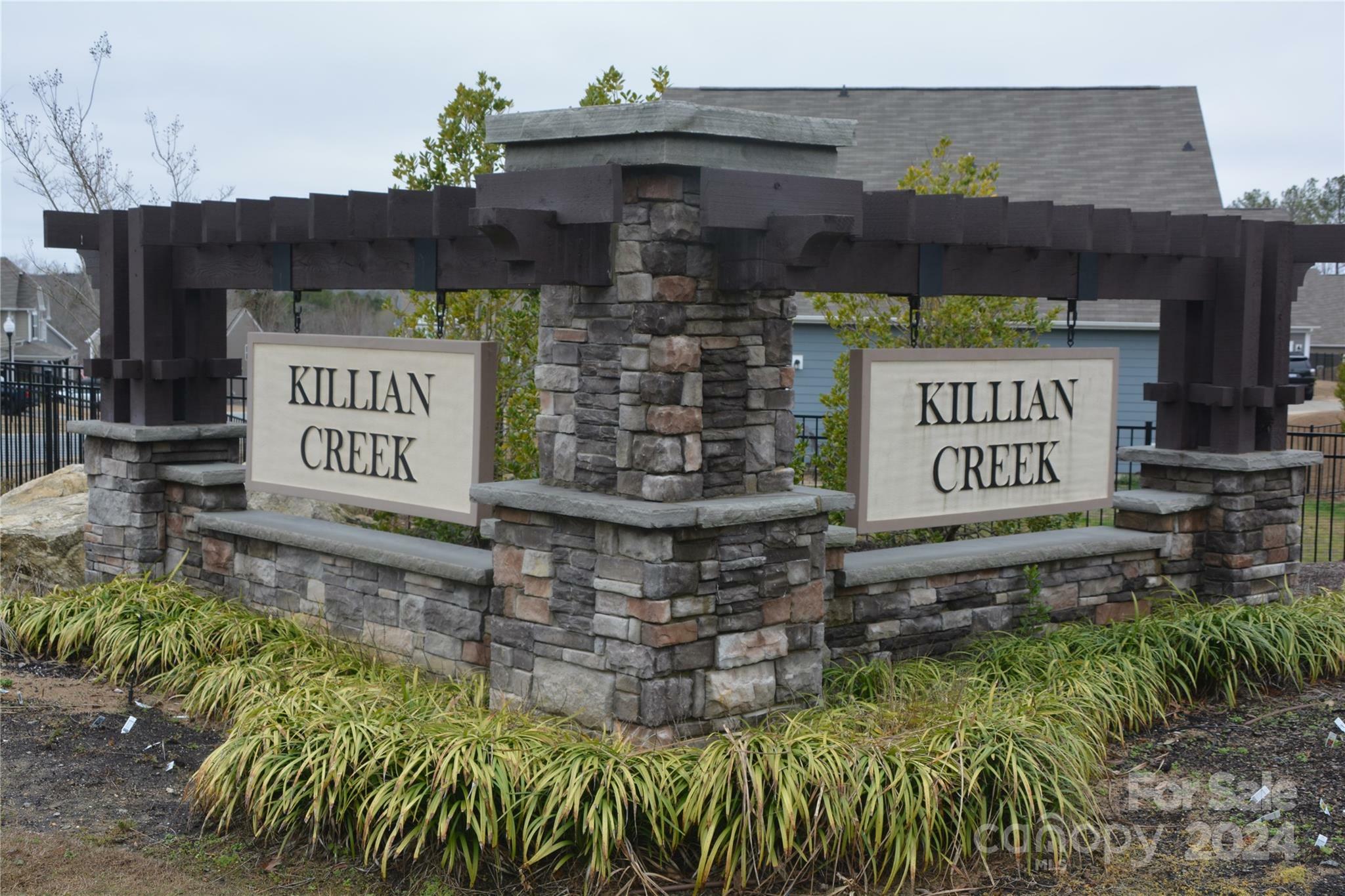 Property Photo:  2112 Killian Creek Drive 33  NC 28037 