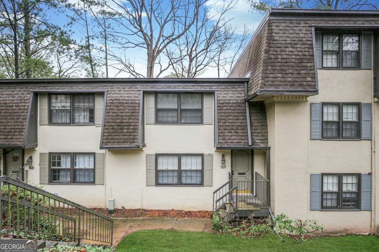 Property Photo: 169 Barone Place NW GA 30327