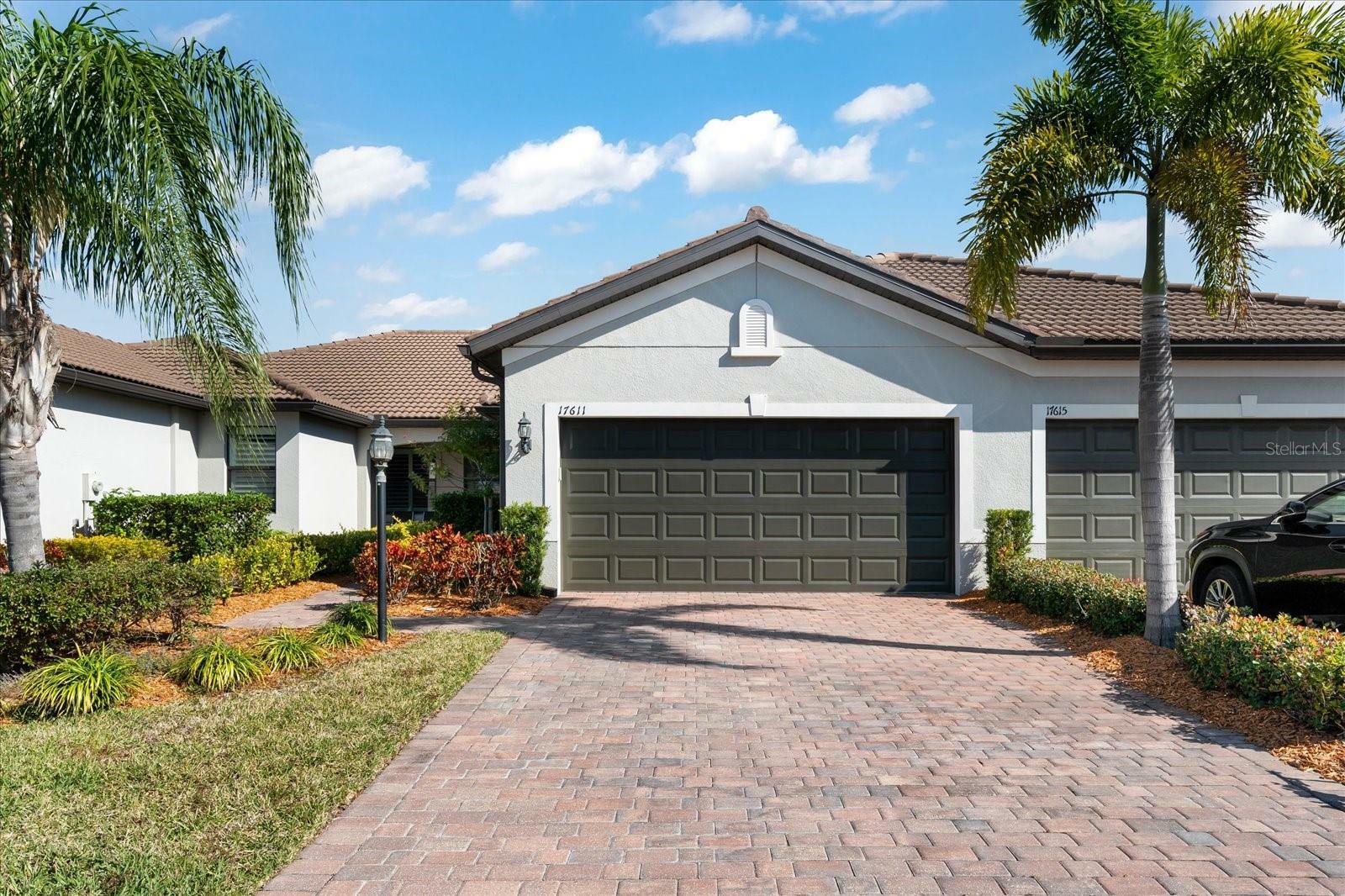 Property Photo:  17611 Camden Drive  FL 34202 