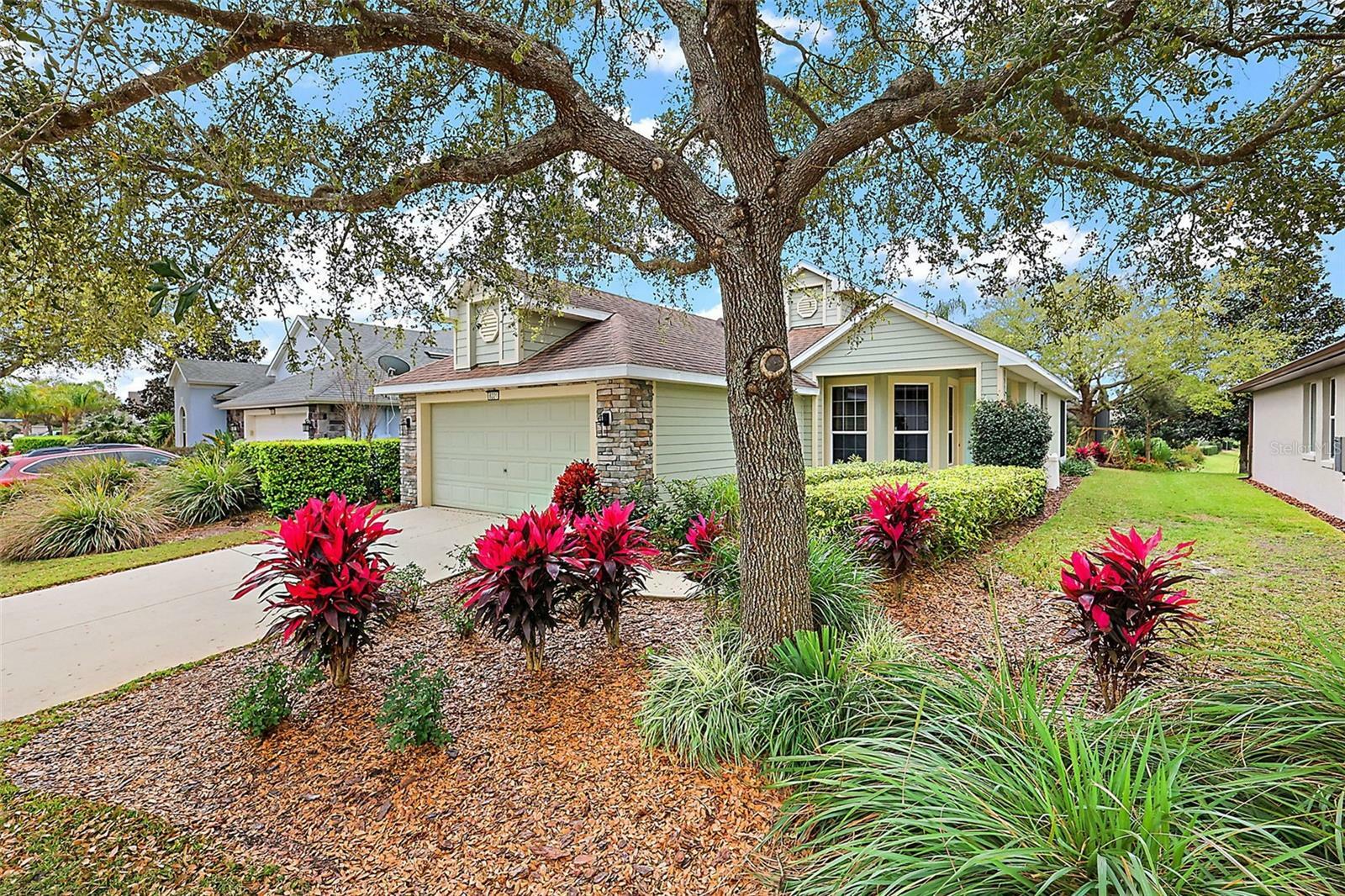 Property Photo:  8221 Bridgeport Bay Circle  FL 32757 