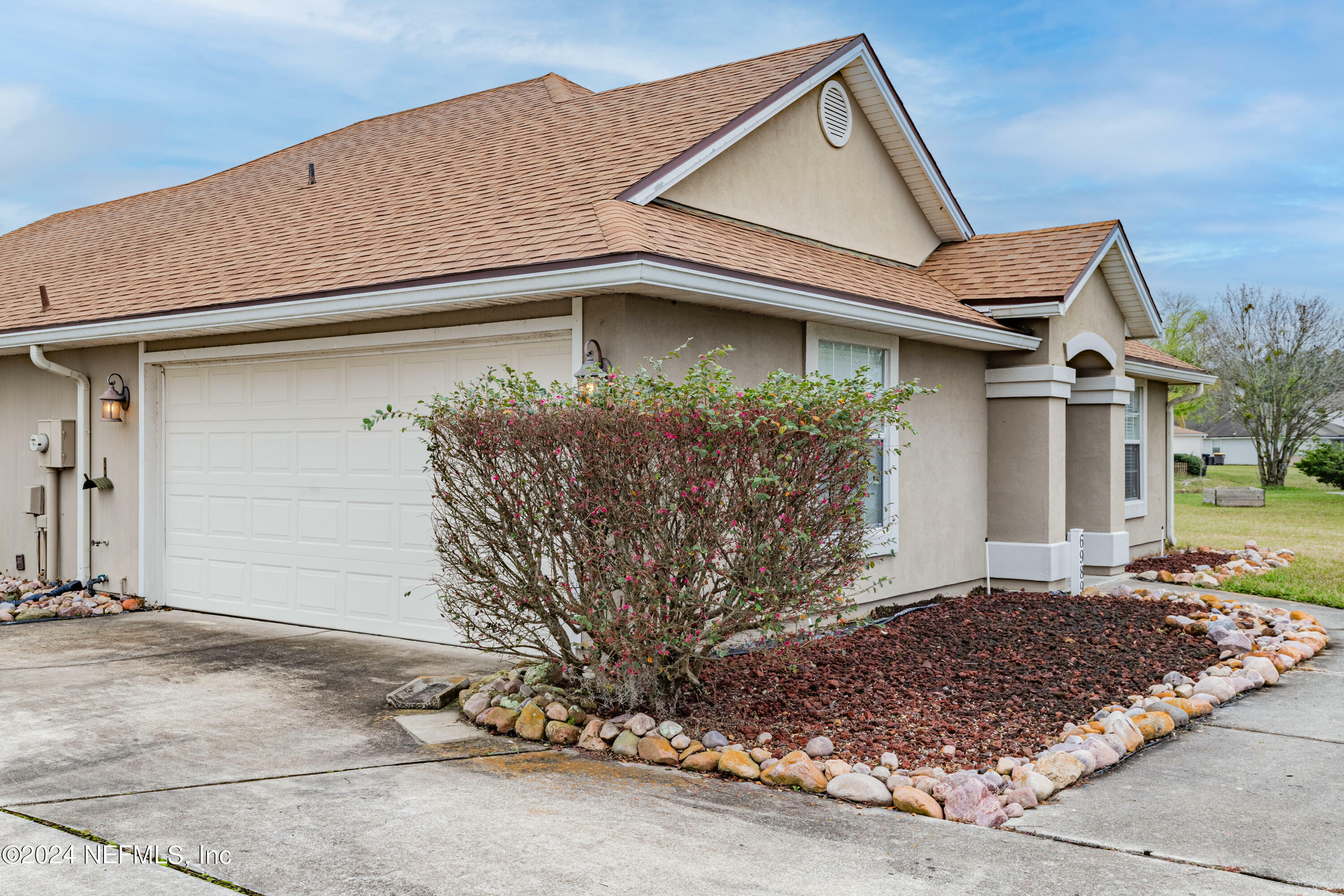 Property Photo:  6989 Clearwater Park Court S  FL 32244 