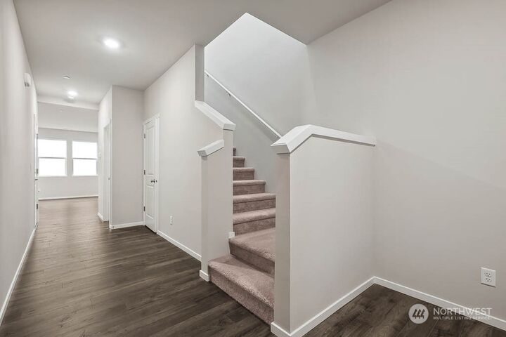 Property Photo:  1803 Terrace Avenue Wh 3  WA 98290 