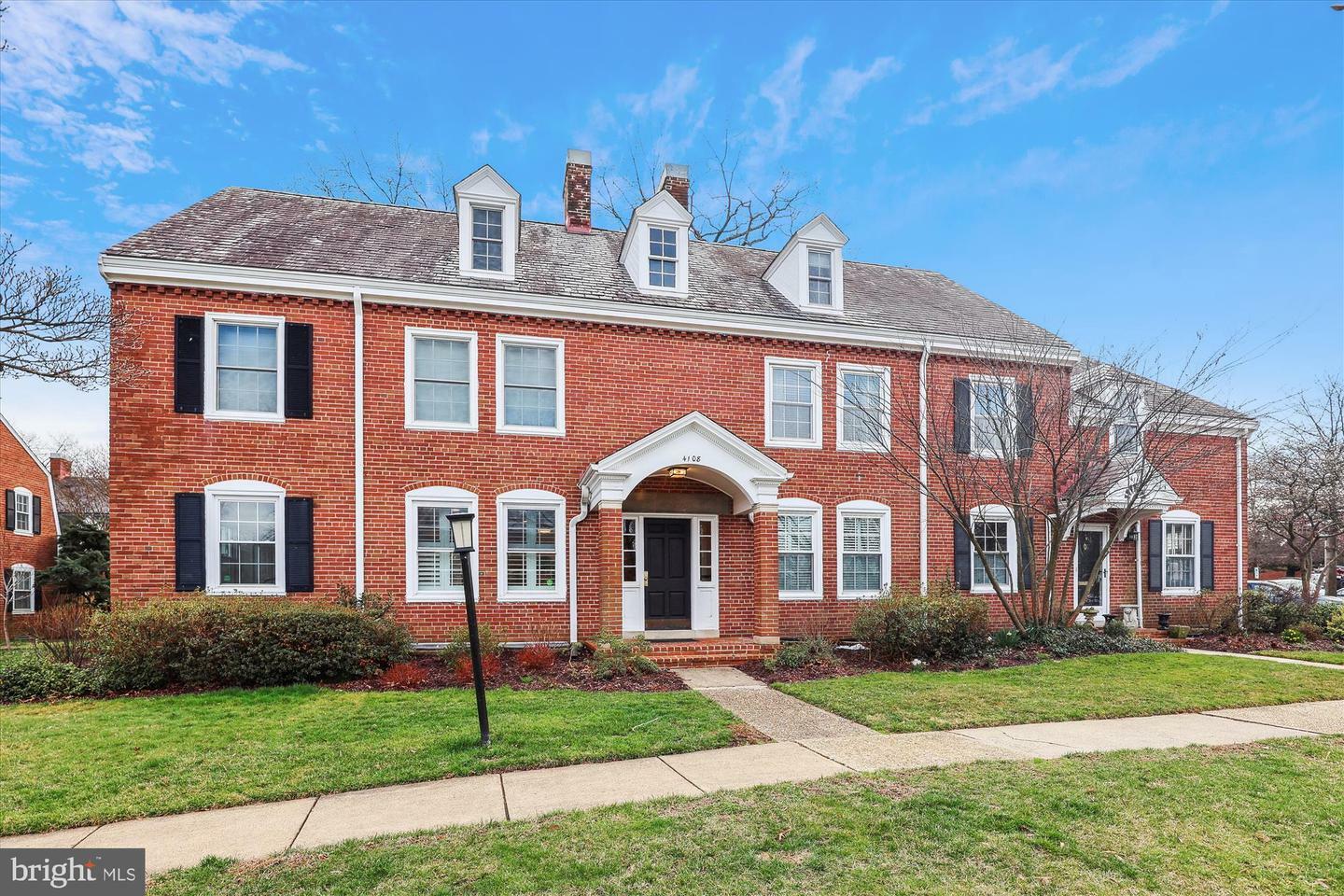 Property Photo: 4108 33rd Street S A1 VA 22206