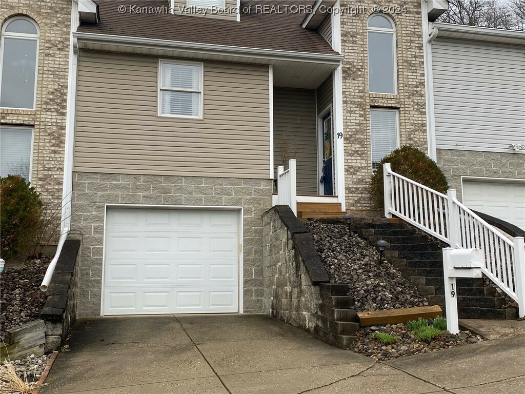 19 Townhouse Drive  Hurricane WV 25526 photo