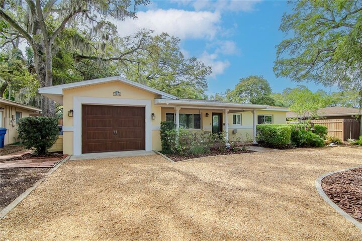 Property Photo: 8236 Yardley Avenue N FL 33710