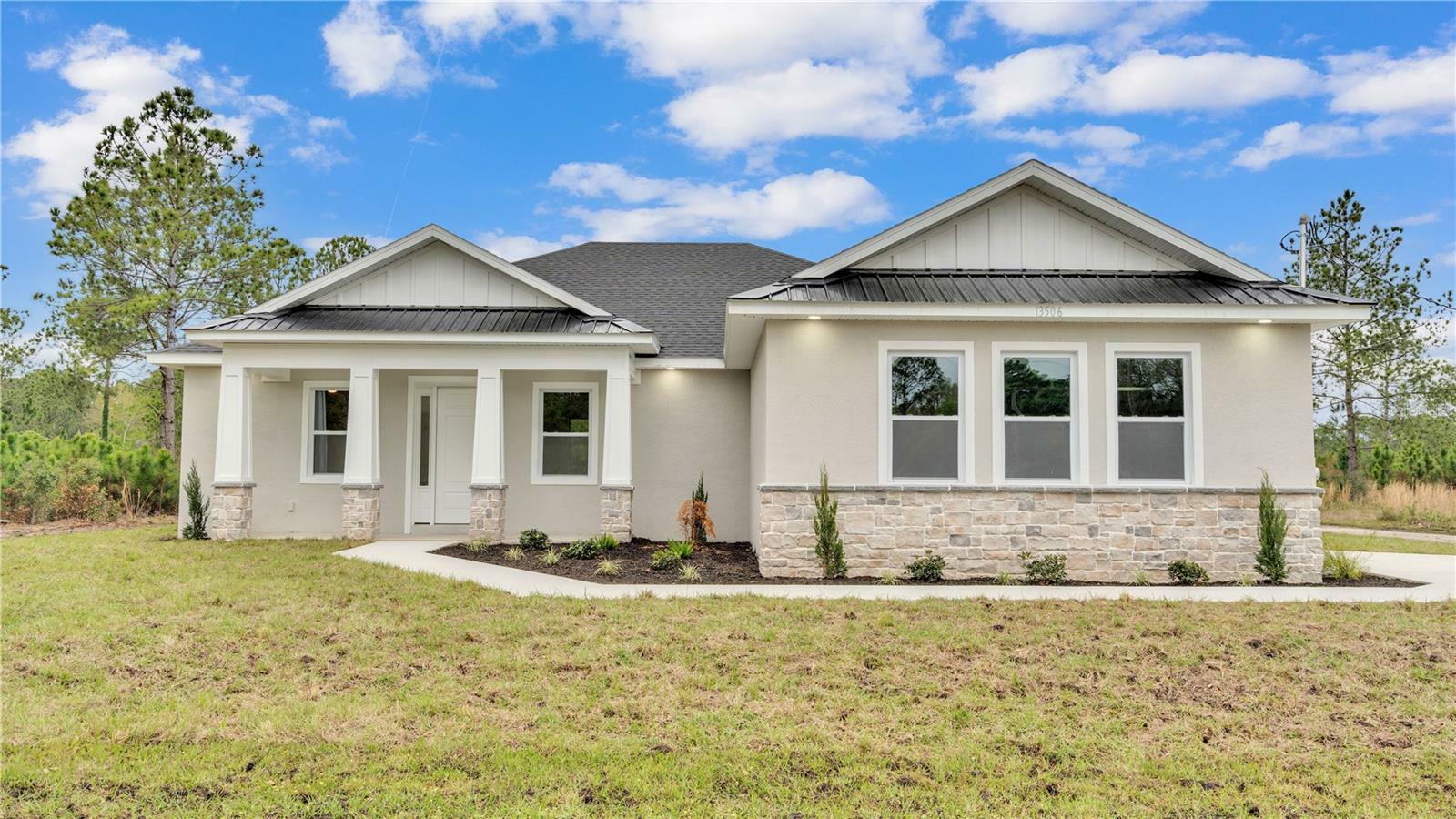 Property Photo:  13506 Rockridge Road  FL 33809 