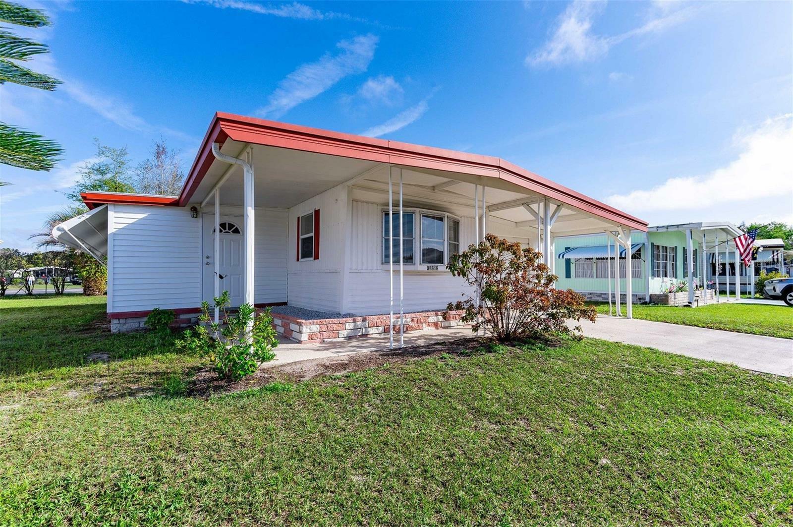 Property Photo:  38545 Beniger Drive  FL 33540 