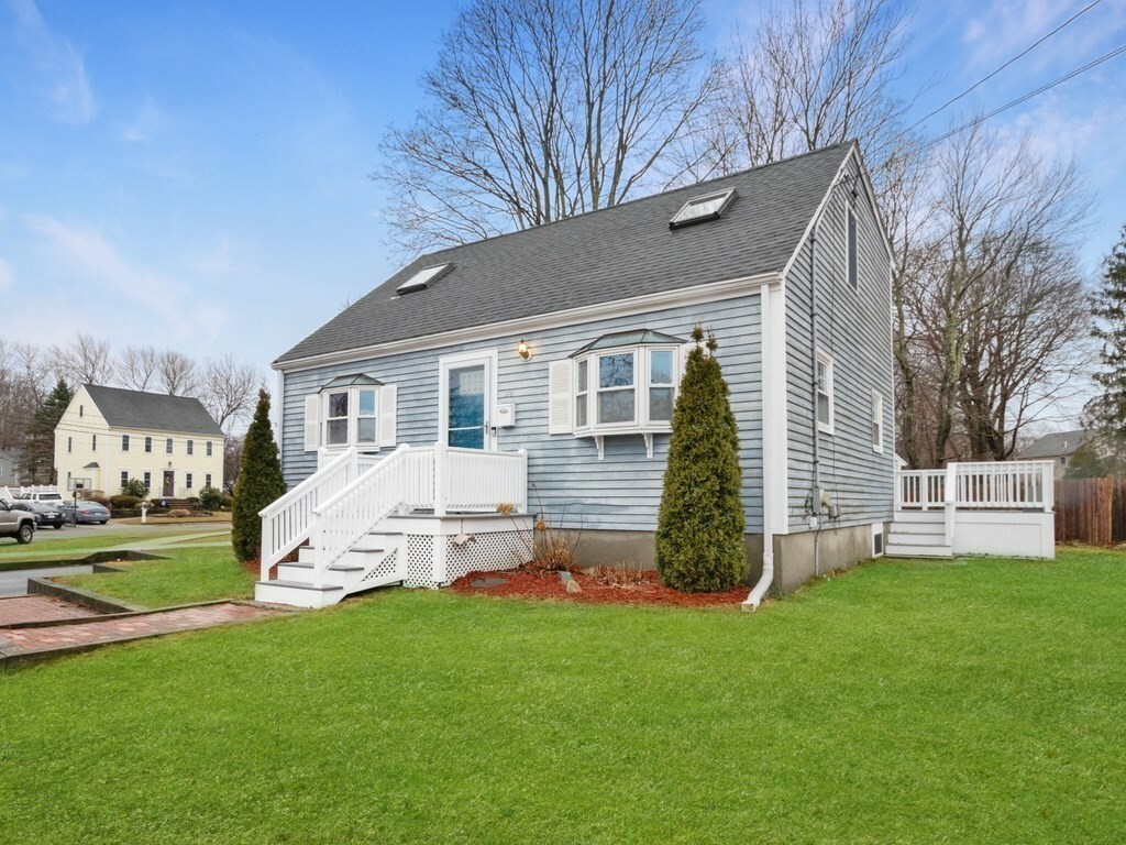 Property Photo:  28 Appletree Ln  MA 02188 