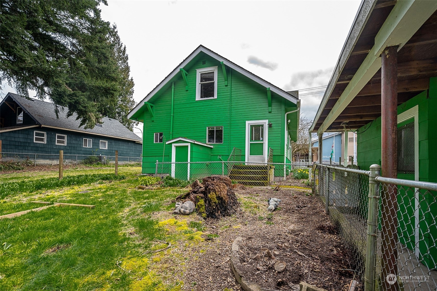 Property Photo:  321 W Summa Street  WA 98531 