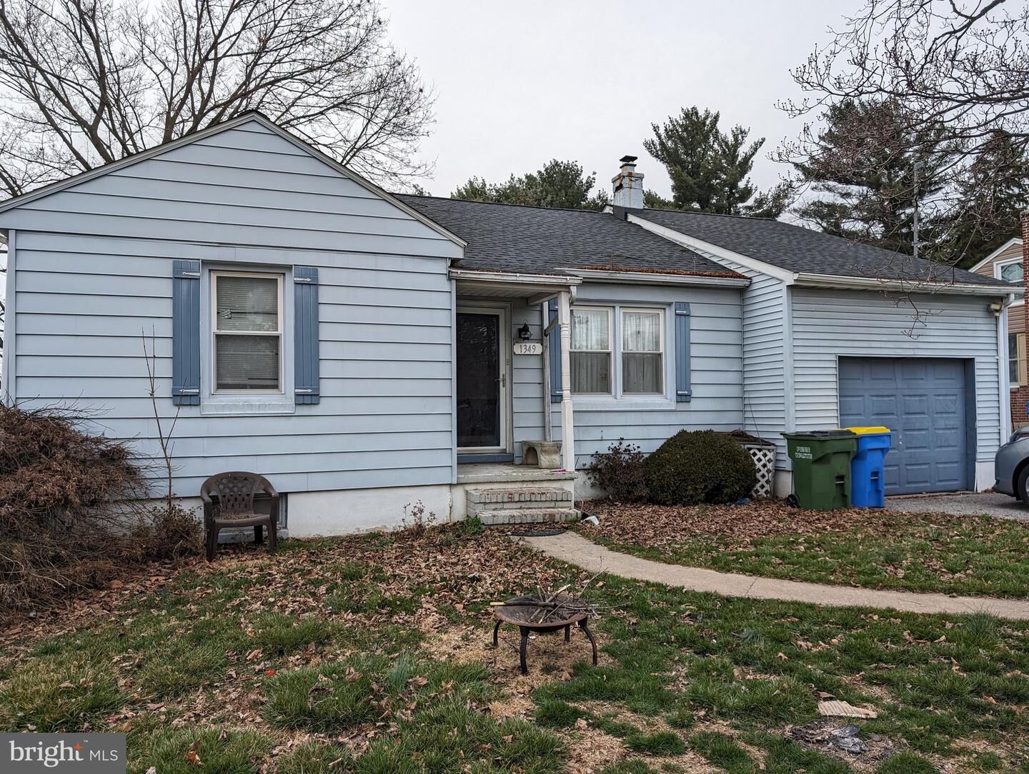 Property Photo:  1349 Canterbury Lane  PA 17406 