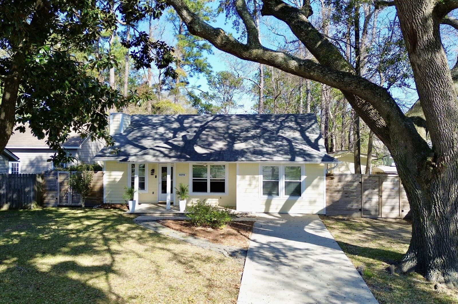 Property Photo: 1274 Lake Mallard Boulevard SC 29464