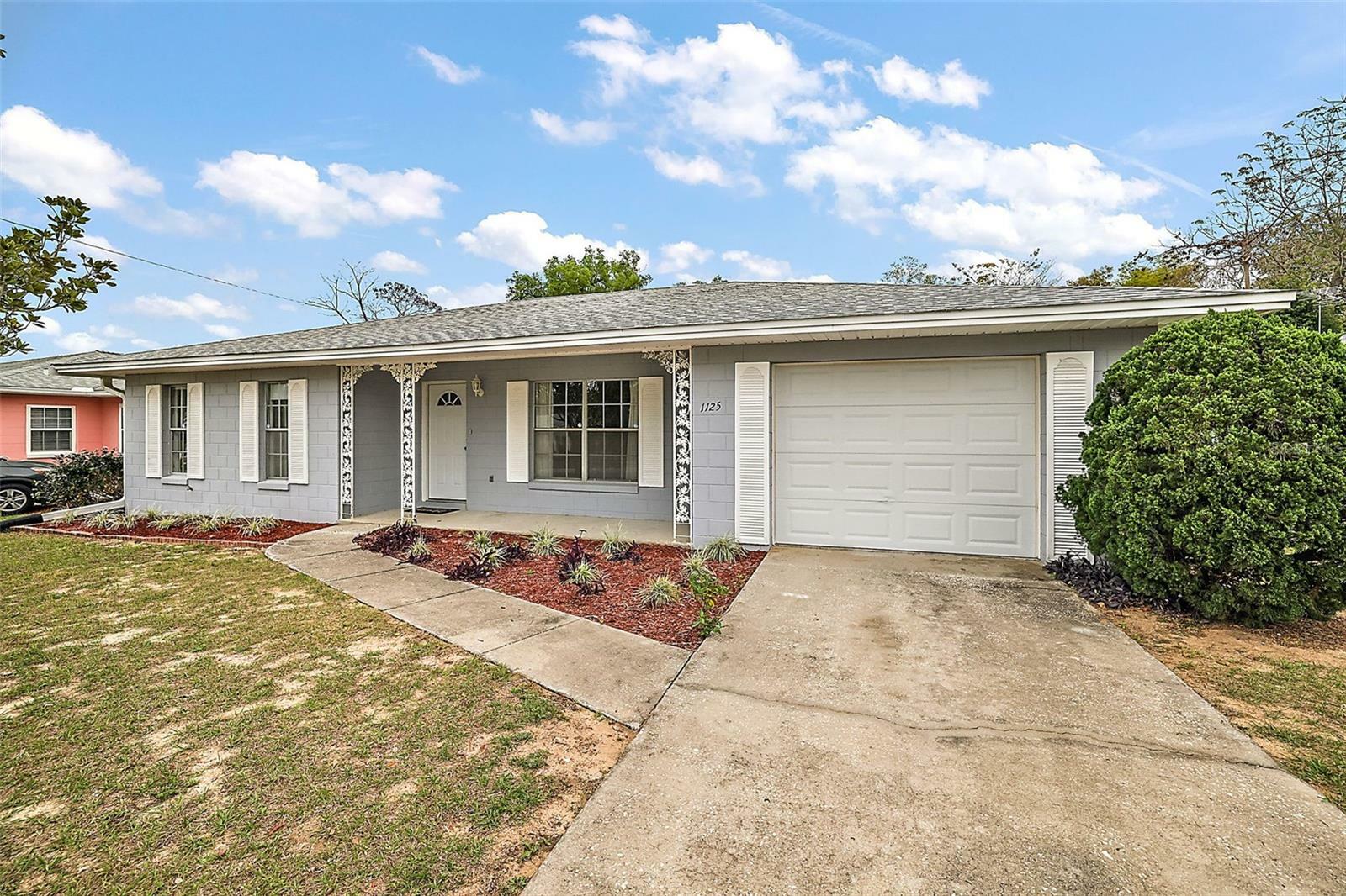 Property Photo:  1125 Hillcrest Court  FL 32726 