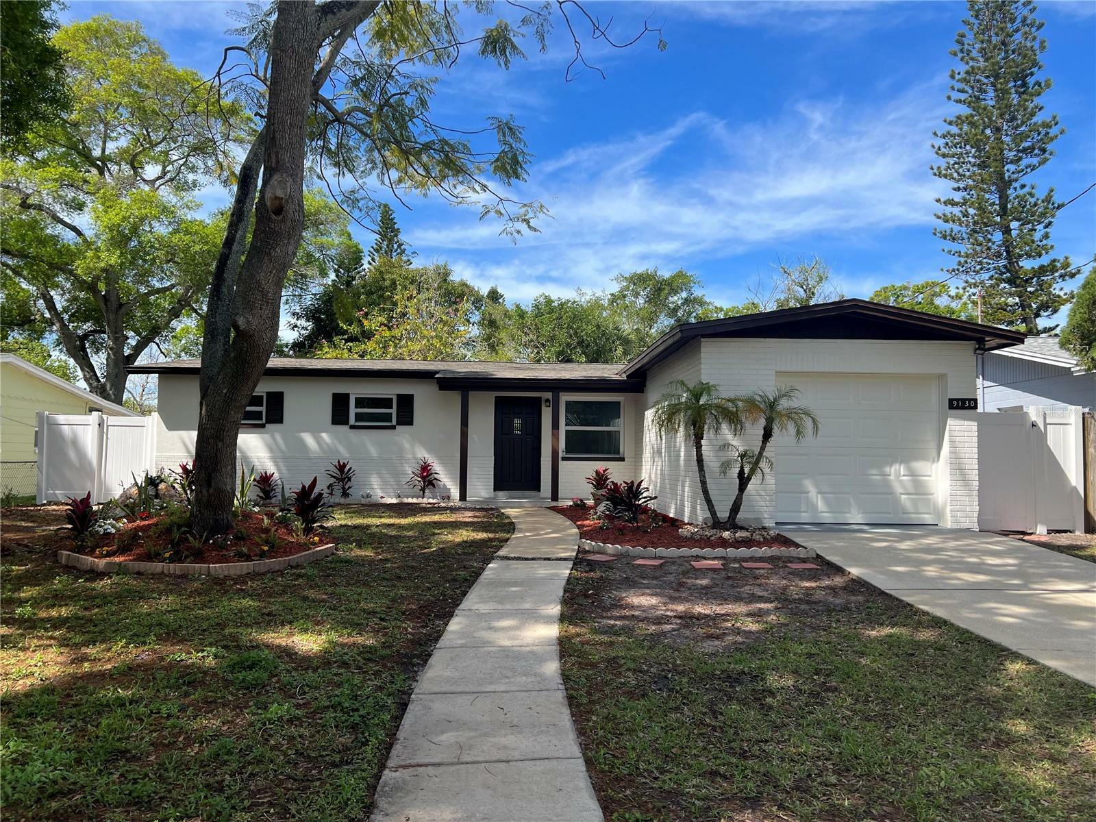 Property Photo:  9130 50th Street N  FL 33782 