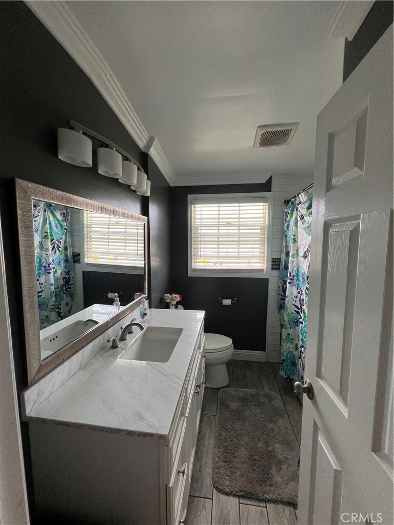 Property Photo:  13589 Starbuck Street  CA 90605 