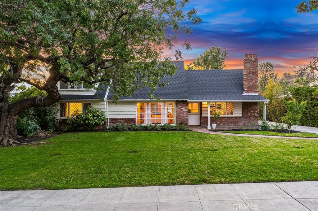 Property Photo:  1535 Ben Lomond Drive  CA 91202 