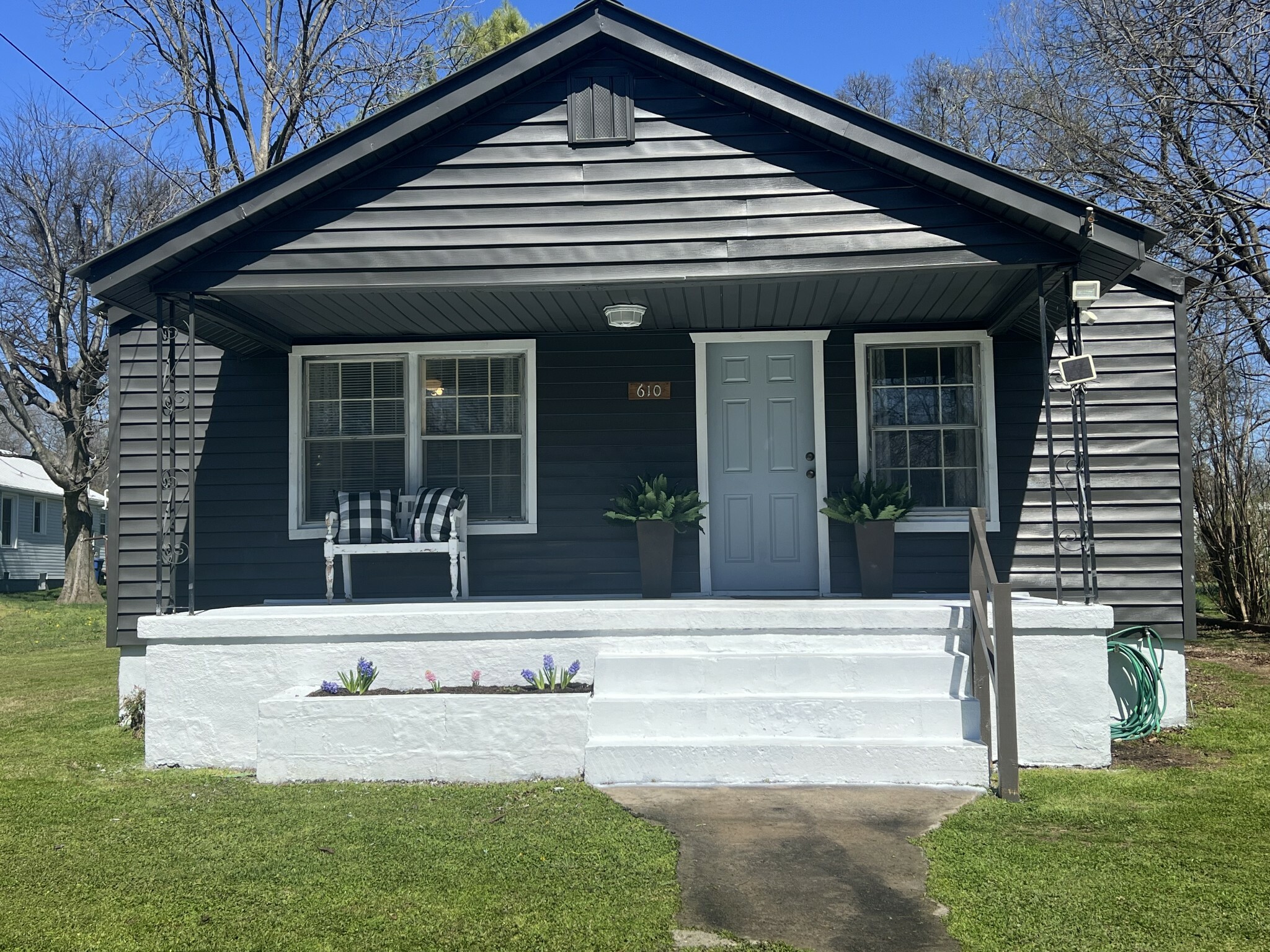 Property Photo:  610 Florida Ave  TN 38474 