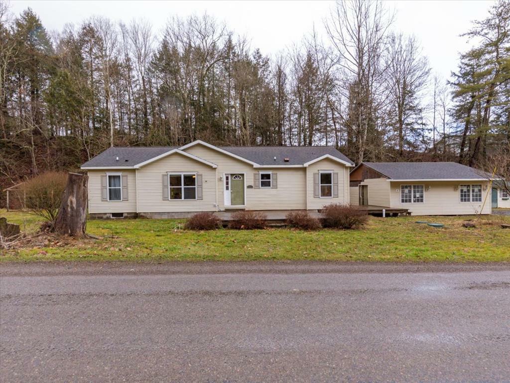 Property Photo: 1841 Lynch Rd PA 18848