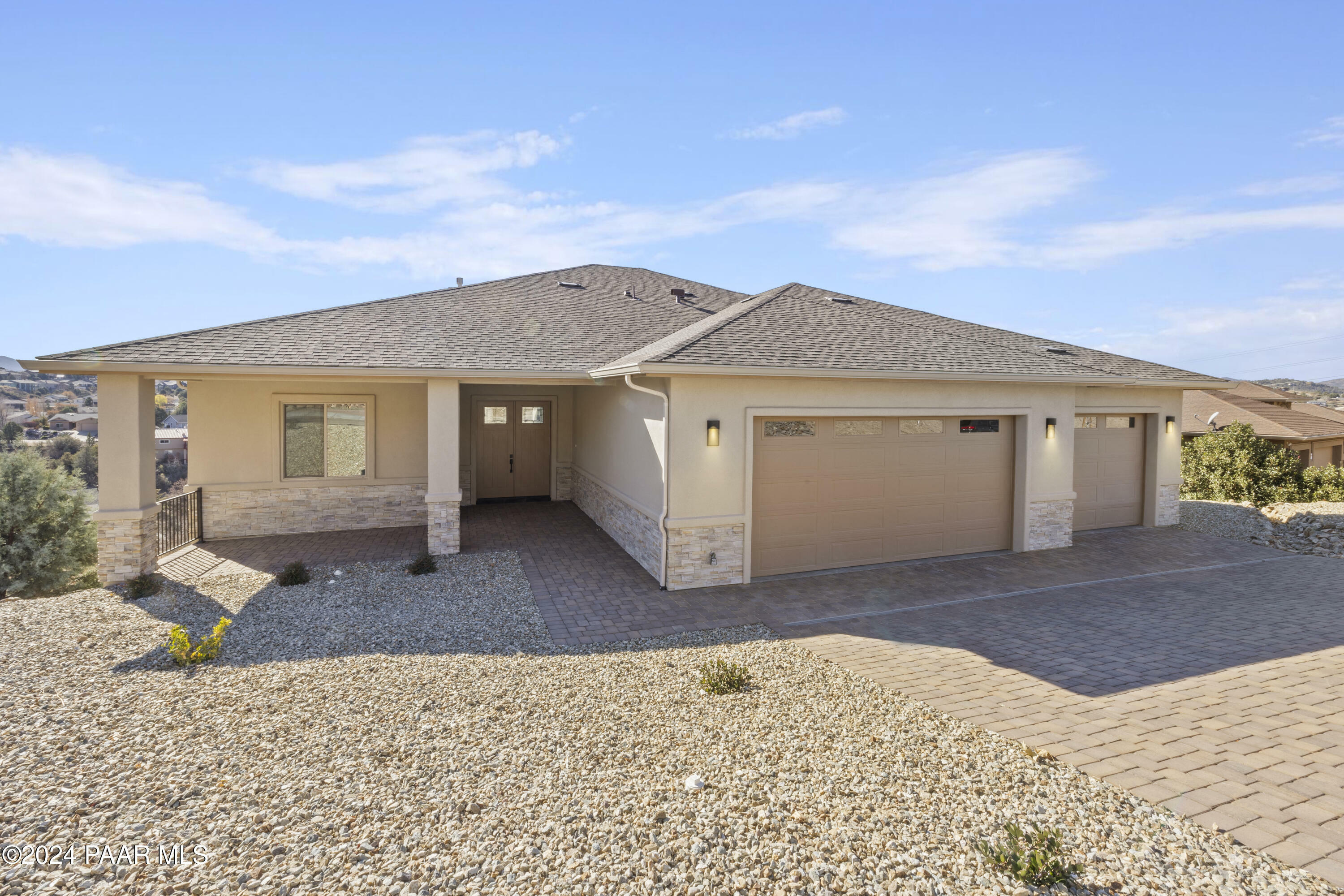 Property Photo:  531 S Lakeview Dr Drive  AZ 86301 