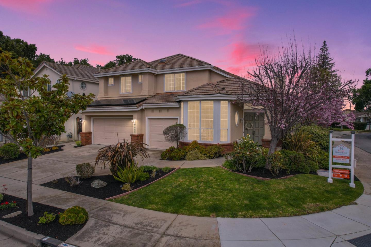 Property Photo:  7008 Calabazas Creek Circle  CA 95129 