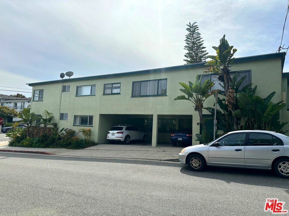 Property Photo: 649 Ocean Park Boulevard CA 90405