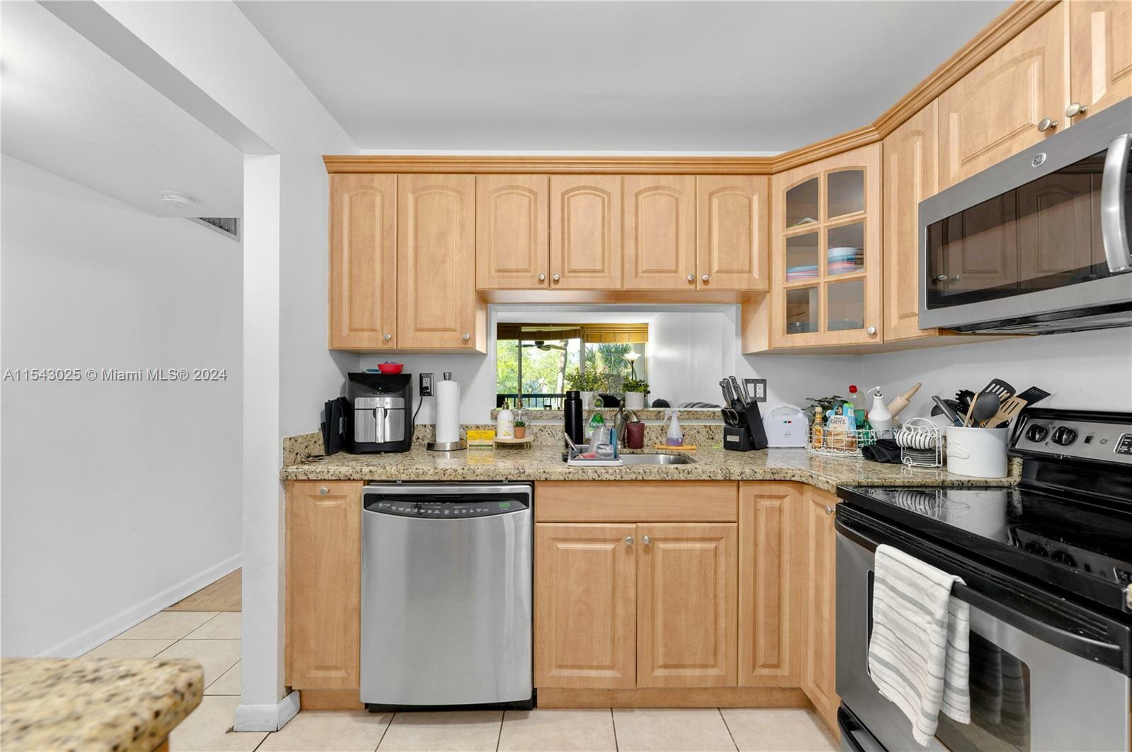 Property Photo:  10835 SW 112th Ave 314  FL 33176 