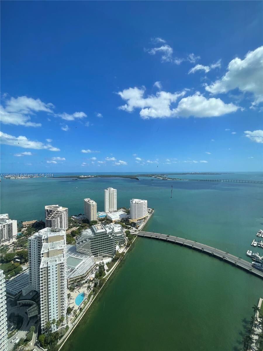 Property Photo: 495 Brickell Ave 5102 FL 33131