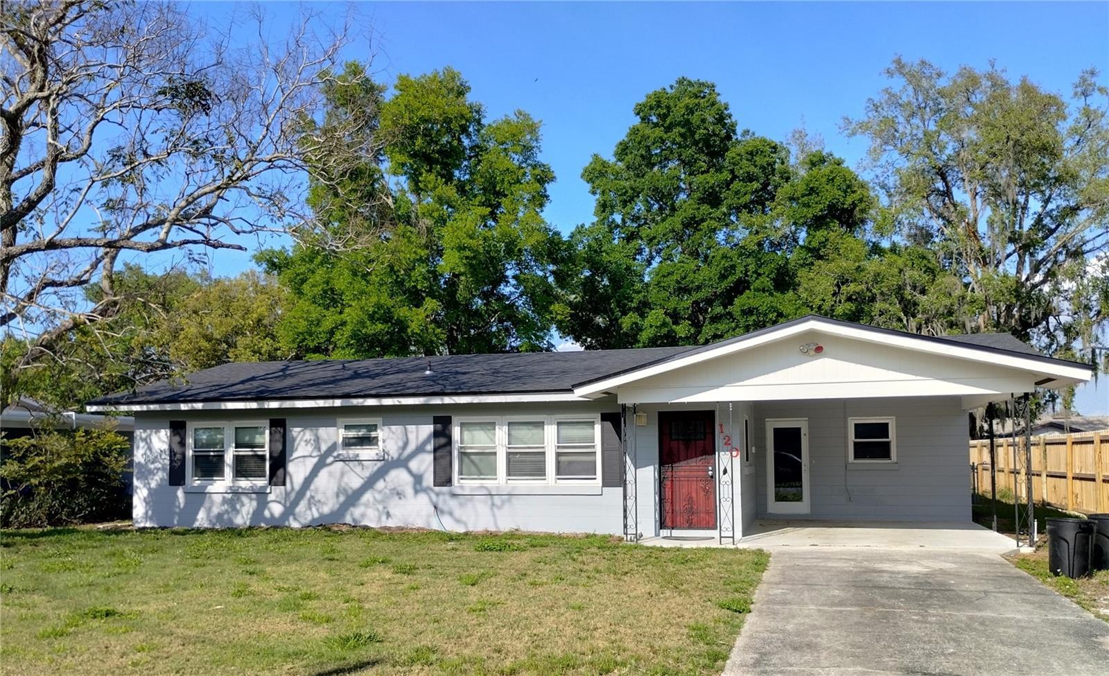 Property Photo: 120 Tremont Drive SE FL 33884