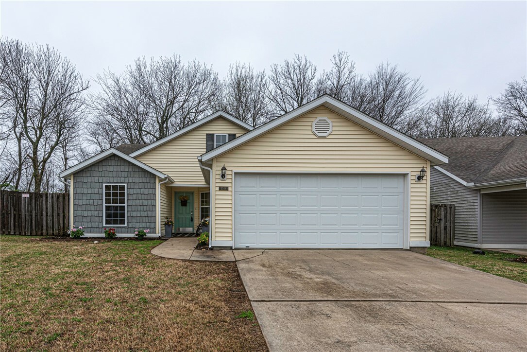 4349 W Serviceberry Drive  Fayetteville AR 72704 photo