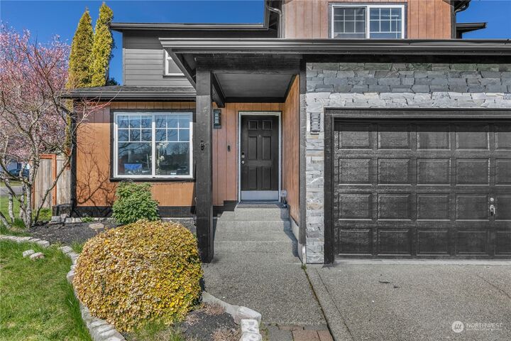 Property Photo:  1217 201st Street Ct E  WA 98387 