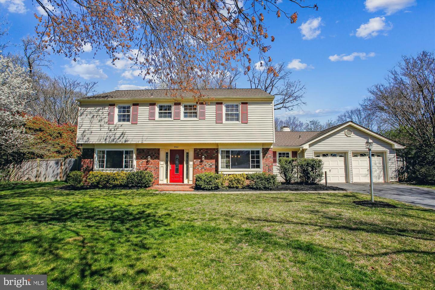 Property Photo:  4401 Middle Ridge Drive  VA 22033 