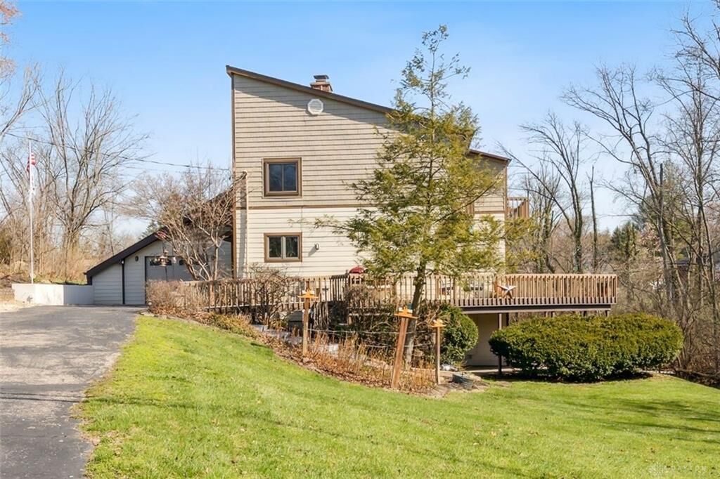 Property Photo:  7652 Terraqua Drive  OH 45241 