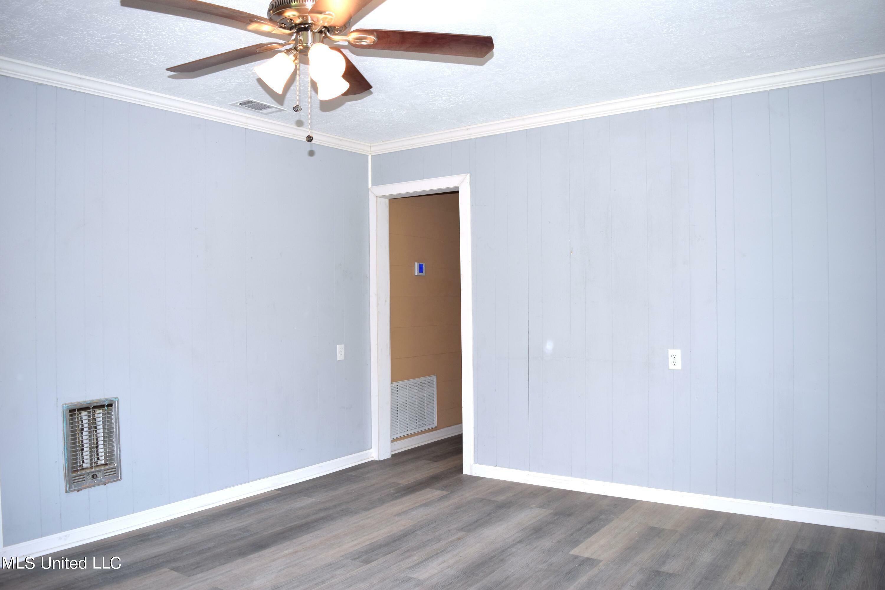 Property Photo:  216 Magnolia Avenue  MS 39456 