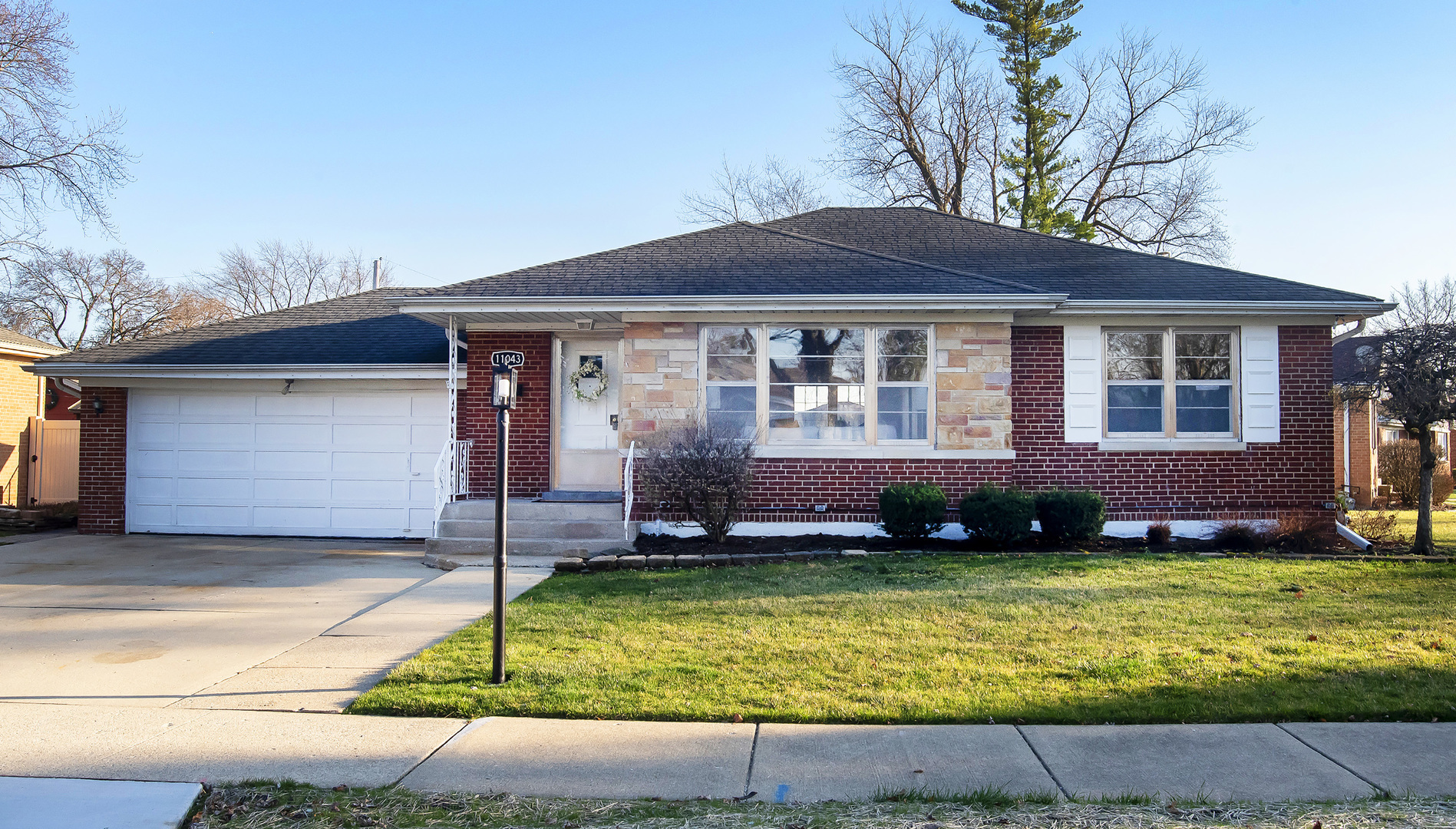 Property Photo:  11043 Burns Avenue  IL 60154 