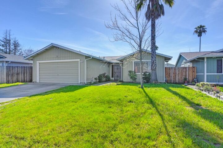 4348 Tallyho Drive  Sacramento CA 95826 photo